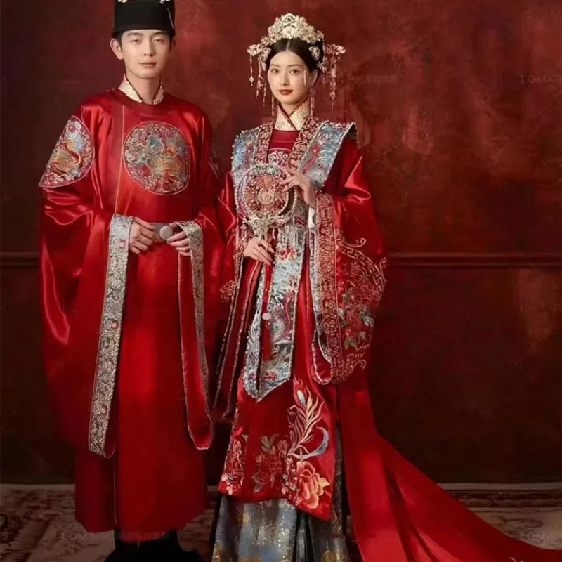 Chinese Wedding Apparel Ming Dynasty Hanfu Wedding Dress with Ancient Rhyme: Men and Women in Tang Suit Couple