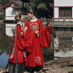 Lade das Bild in den Galerie-Viewer, Ming Dynasty Hanfu Wedding Dress 2022 New Couple Show Hefu Chinese Ancient Wedding Dress Full Set Fengguan Xiapei Wedding Dress
