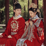 Lade das Bild in den Galerie-Viewer, Ming Dynasty Hanfu Wedding Dress 2022 New Couple Show Hefu Chinese Ancient Wedding Dress Full Set Fengguan Xiapei Wedding Dress
