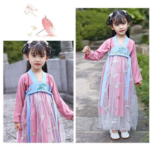 A very temperamental Chinese traditional cultural costume children Hanfu, it looks noble and elegant like a fairy. Tryst Hanfus  is the best Hanfu brand in China, a model of modern Hanfu. Enjoy the temptation of uniforms brought by fairy skirts. Give a Hanfu costume. Gift for your children, boy and girl Children hanfu dress