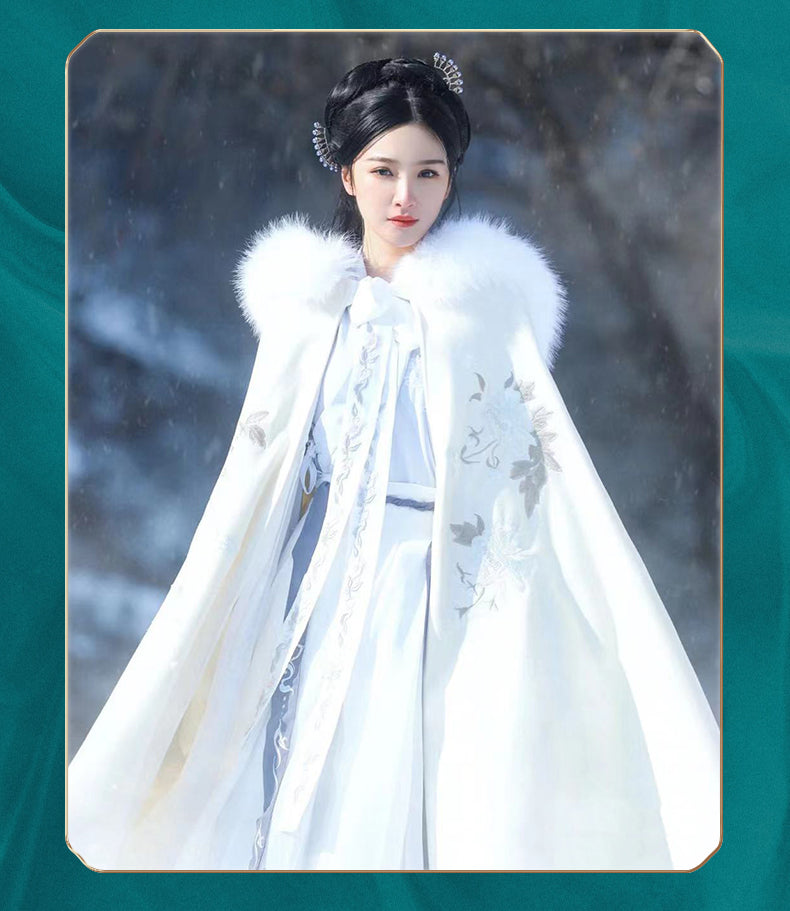 LUO XI Women Embroidery Hanfu Cloak Autumn and Winter Overcoat