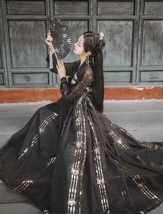 A very temperamental Chinese traditional cultural costume female Hanfu, it looks noble and elegant like a fairy. Tryst Hanfus is the best Hanfu brand in China, a model of modern Hanfu. Enjoy the temptation of uniforms brought by fairy skirts. Give a Hanfu costume. Gift for your girlfriend, hanfu dress