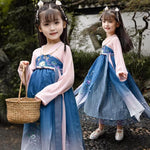 Last inn bildet i Galleri-visningsprogrammet, A very temperamental Chinese traditional cultural costume children Hanfu, it looks noble and elegant like a fairy. Tryst Hanfus  is the best Hanfu brand in China, a model of modern Hanfu. Enjoy the temptation of uniforms brought by fairy skirts. Give a Hanfu costume. Gift for your children, boy and girl Children hanfu dress
