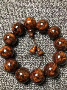 Tryst Hanfus Mahogany, Hainan, Hemerocallis Fulva, pear, black pear, black avocado, Guapin, spider face, mountain water, Buddha bead bracelet